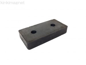 フェライト磁石　異方性　穴付き　60x30x10（Φ7×2）